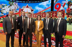 Торжественное собрание и концерт мастеров искусств Беларуси, посвященные Дню Победы, прошли во Дворце Республики