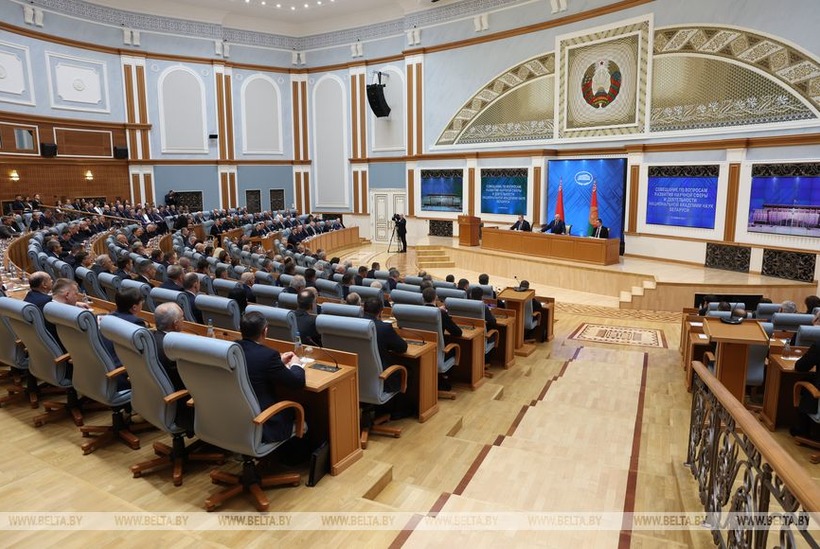 Совещание по вопросам развития научной сферы и деятельности Национальной академии наук Беларуси 